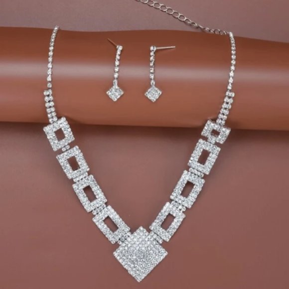 Best Gift Rhinestone Jewelry Set - Picture 3 of 6